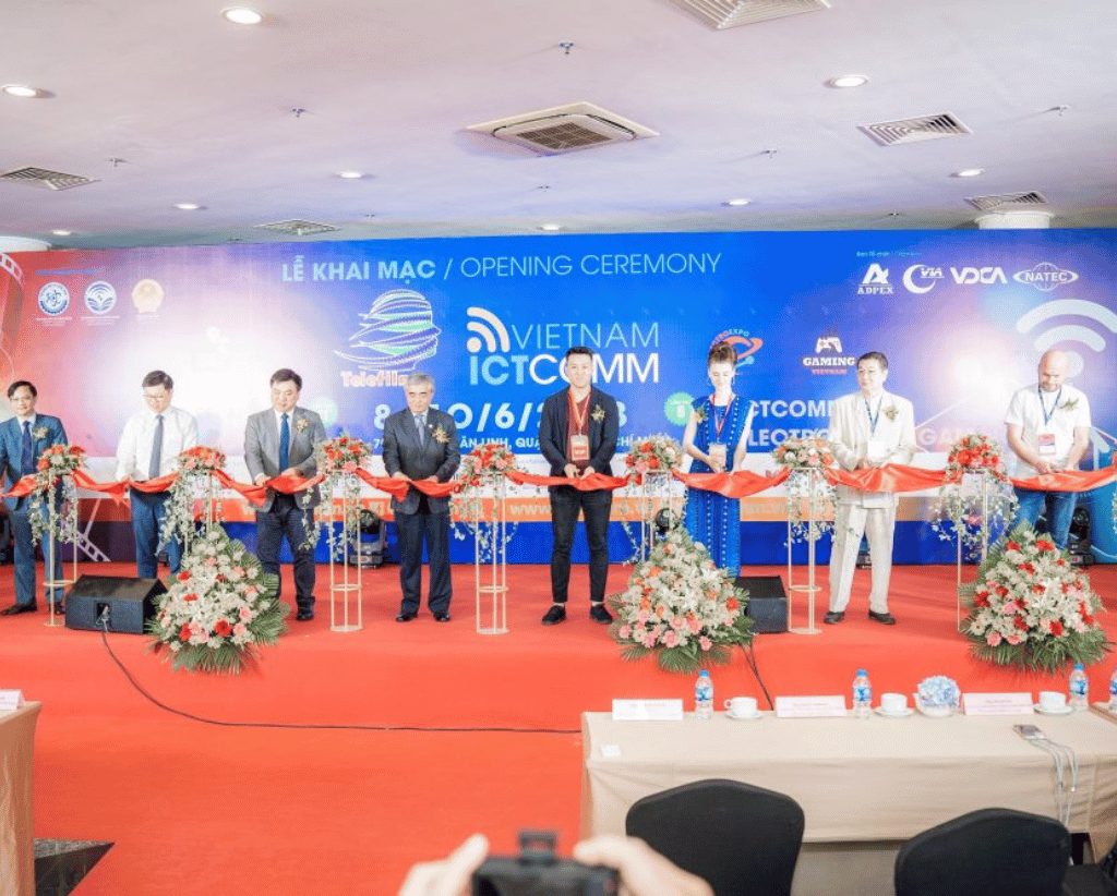 5 - VOIP24H THAM DỰ VIETNAM ICT COMM 2023